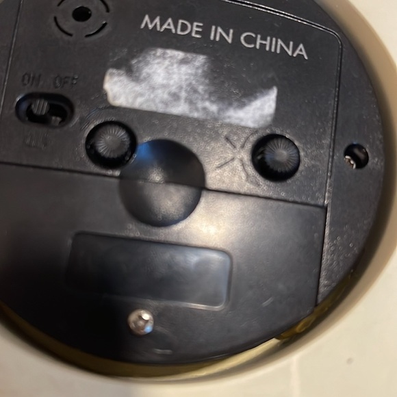 Vintage RARE la brea Chicken Alarm Clock, La Brea Quartz Movement, Heavy… - Picture 5 of 11